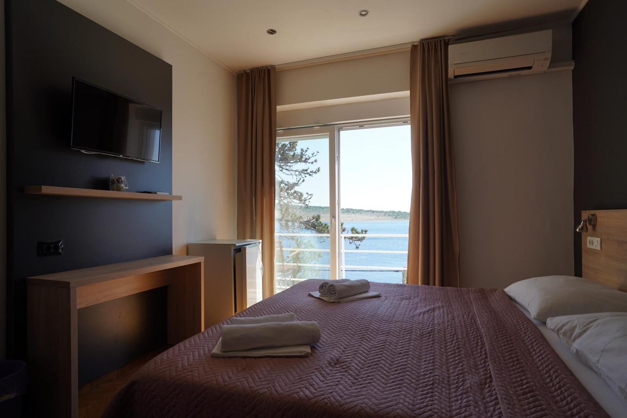 Rooms Villa Lucija 克拉列维察 外观 照片