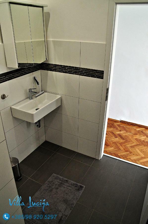 Rooms Villa Lucija 克拉列维察 外观 照片